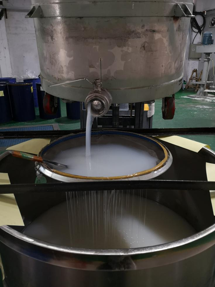 模具硅膠原料有雜質怎么辦？